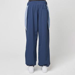 Ensemble de survêtement en nylon à deux pièces avec logo personnalisé, de haute qualité, à séchage rapide, fermeture éclair réfléchissante, survêtement léger pour hommes - Product Image 6