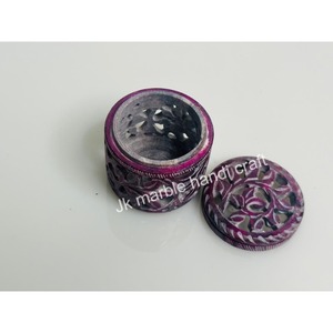 Boîte à bijoux en marbre sculpté à la main antique indien stockage de souvenirs polyvalent et organisateur de cadeaux décoratifs Vintage taille 5x5 - Product Image 1