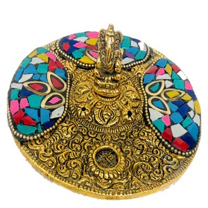 Brûleur d'encens en métal de conception d'artisanat indien GC-IN-156 diffuseur d'aromathérapie pour l'exportation mondiale pour garder les bâtons d'encens - Product Image 1