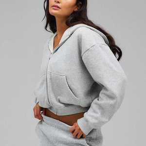 Venta al por mayor logotipo personalizado mujer blanco recortado sudaderas con capucha mujeres algodón Crop Top Sudadera con capucha - Product Image 2