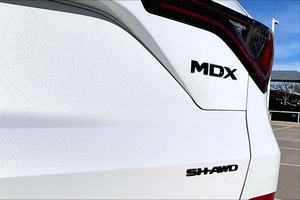 Acura MDX SH-AWD A-SPEC 2024 d'occasion en excellent état avec faible kilométrage - Prêt à être expédié - Product Image 5