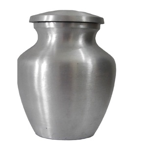Urnes funéraires en laiton de la plus haute qualité avec des urnes de crémation en métal fini étain noir - Product Image 2