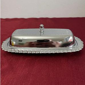 Beurrier en acier inoxydable de qualité supérieure Artistique Fait à la main Récipient élégant Durable Parfait pour la cuisine de la salle à manger et le café - Product Image 1