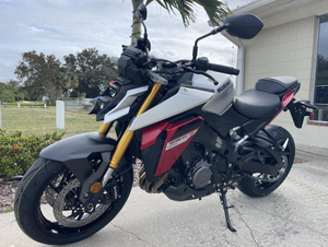 Nueva entrega 2024 Suzuki 2017 - Product Image 4