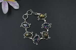 Bracelet réglable fait main en labradorite et topaze mystique, bijoux en pierres précieuses naturelles, cadeau de naissance pour femmes - Product Image 2