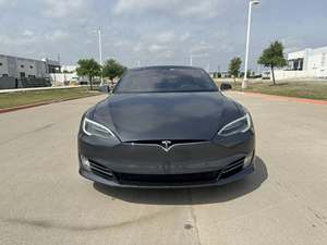 Buena Oferta para un Te-sla Model S Plaid 2021 Premium con más de 1000 Caballos de Fuerza - Product Image 5