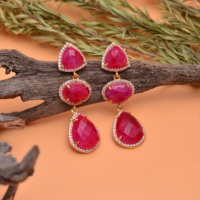 Boucles d'oreilles pendantes de luxe faites à la main en argent sterling S925 plaqué or 18 carats avec pierre précieuse en rubis naturel taillée en facettes, bijoux fins, cadeau idéal