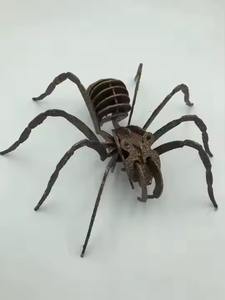 Films métalliques décoratifs de luxe Spider Vietnam Home Interior Sofa Photo Wall Decor Wholesale for Home Decoration Room Usage - Product Image 5