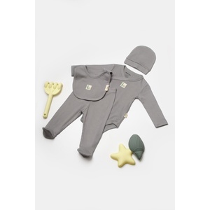 Set di 4 pantaloni e pantaloncini da bambino - Product Image 4