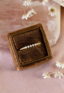 10K วงแหวนเพชรกลมสีทองทรงกลมสำหรับงานหมั้นวงแหวนเพชรสำหรับปลูกในห้องปฏิบัติการ - Product Image 4