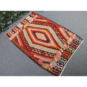 Tapis de 2,6 x 3,7 pieds, tapis turc vintage, tapis en laine abstrait rouge - Product Image 1