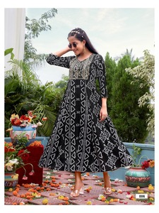 Nouvelle collection de vêtements de bureau et de fête Kurti avec Heavy Rayon Multi Gold avec Khadi Print de l'exportateur indien - Product Image 6