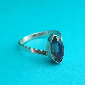 แหวนพลอยสีเงินสเตอร์ลิง925แบบมินิมอลลิสต์ทรงมาร์คีชตัดแบบแลบราไดต์ทันสมัยการหมั้นในงานแต่งงานเครื่องประดับชั้นดีสำหรับกำหนดเอง - Product Image 6