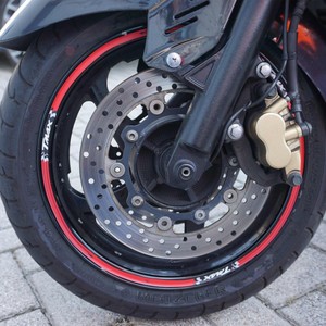 Adesivi Personalizzati per Cerchioni Yamaha TMAX 2008-2025 - Strisce Adesive per Uso Decorativo - Product Image 1