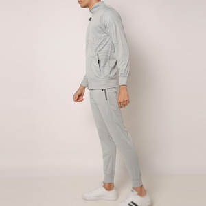 ชุดวอร์มสำหรับผู้ชายชุดฝึกวิ่งจ๊อกกิ้งพิมพ์โลโก้ตามสั่ง - Product Image 2