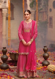 ชุดสلوار คามีซ ผ้าพิมพ์ลายดิจิทัลปักลาย คอลเลคชั่นใหม่ล่าสุดจากเฮวี ชิโนน สำหรับผู้หญิง เสื้อผ้าอินเดีย-ปากีสถาน แบบสำเร็จรูป - Product Image 4