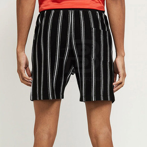 Shorts décontractés pour hommes avec logo personnalisé, taille élastique mi-haute, impression numérique, couleur unie, séchage rapide, haute qualité, best-seller - Product Image 3