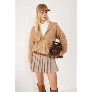 Casual Camel Button Detail Pocket Knit <b>Cardigan</b> Crocheted and Woven Print Pattern Short <b>Length</b> for Spring and Autumn Seasons - Product Image 4