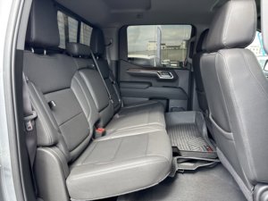 Chevrolet Silverado 1500 LT Trail Boss 2024 Limpia - Product Image 4