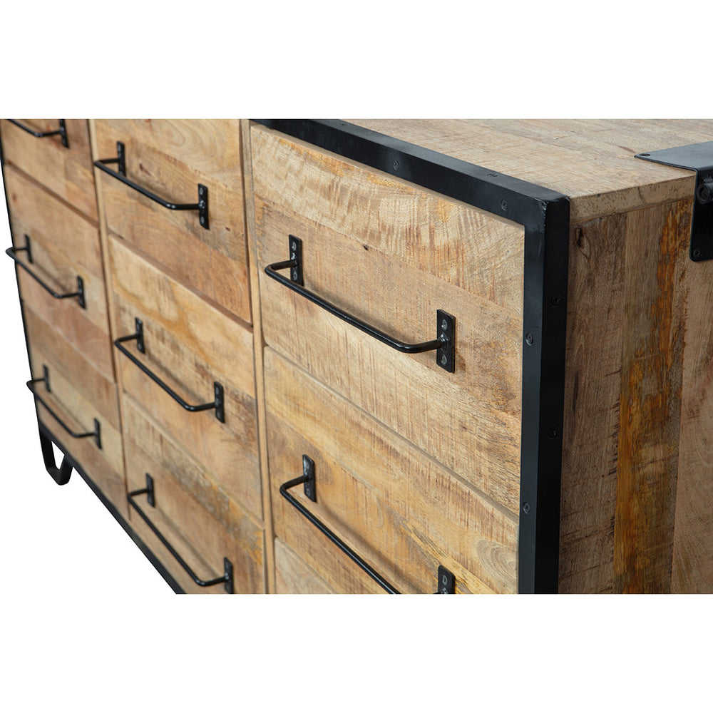 ดำ &amp; ธรรมชาติ