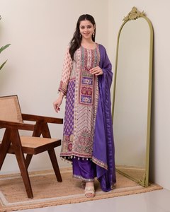 Trajes Chinon Aline de RADHE EXPORT en Colores Impresionantes, Adornados con Espejos Hechos a Mano, con Relieve, de Secado Rápido, Salwar Kameez para Fiesta - Product Image 4