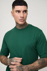 ชุดกางเกงขาสั้นและเสื้อยืดผ้าฝ้าย100% ชุดเสื้อผ้าลำลองโอเวอร์ไซส์สำหรับผู้ชายชุดเสื้อผ้าคู่สำหรับใส่โลโก้แบบกำหนดเอง - Product Image 6