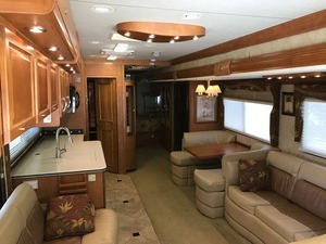 Camping-car T 40 Gulf Stream Tour Master Class A de 2008, 40 pieds, à vendre - Product Image 3