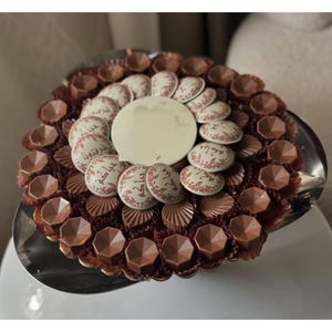 Design fantaisie écologique décoration de table bol de service en chocolat présentoir à desserts plateau de chocolat en métal fait à la main - Product Image 4