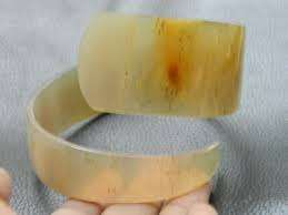 Bracelet jonc de couleur corne naturelle poli fait à la main indien moderne écologique design pour Noël - Product Image 6