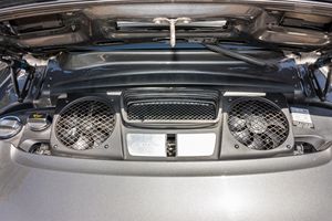 Fairly Used 2014 P-orsche 911 C-arrera Coupe 1 Owner 350-hp Flat-6 Premium Package - Product Image 6