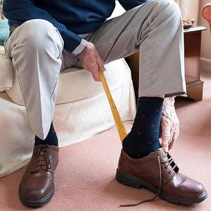 Corne à chaussures en bois faite à la main de qualité supérieure assistant d'usure de chaussures antidérapant pour chaussures formelles et décontractées - Product Image 4