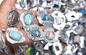 Pendentif en argent sterling 925 massif Cabochon ovale multi-pierres naturelles hautement poli lunette de pierres précieuses en vrac mode chrétiens - Product Image 4