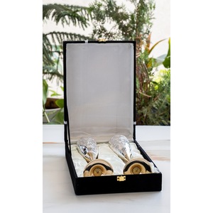 IndianArtVilla Copa de vino de champán de Latón chapado en plata con caja-Juego de 2, Barware para hotel y restaurante - Product Image 2