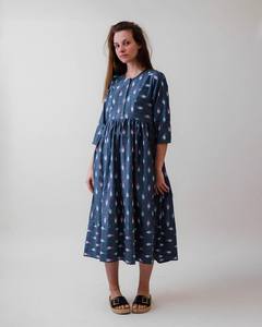 Robe bohème Bluesette, tissage à la main, ikat, pur coton, décontractée, occasionnelle, édition limitée, fabrication artisanale, mode éthique - Product Image 1