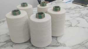 เส้นด้ายโพลีเอสเตอร์ปลายเปิดสำหรับถักและทอผ้าแบบดิบ100% รีไซเคิล - Product Image 6