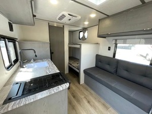 2025 Modern 5-Person 1620BHLE 4x4 Camper Trailer Mini caravana ligera para uso todoterreno Diseño emergente - Product Image 5