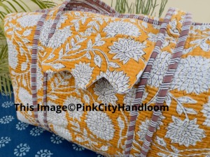 Bolsos de Mano Acolchados Vintage al por Mayor para Mujer, Bolso de Hombro con Parches, Estampado Floral, Color Personalizado, Logotipo Personalizado, Bolsos Resistentes - Product Image 4