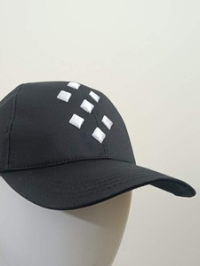 Gorra de béisbol suave de 6 paneles de alta calidad americana con logotipo personalizado bordado en 3D Gorra deportiva con hebilla en H al por mayor - Product Image 5