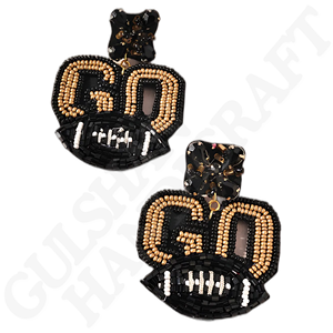 Boucles d'oreilles pendantes élégantes fabriquées à la main aux États-Unis bijoux de mode en perles rouges blanches et bleues avec design en verre de champagne en or - Product Image 6