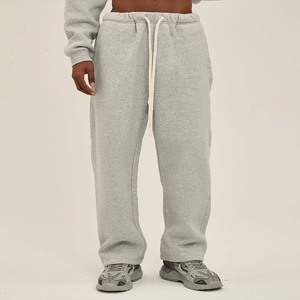 Pantalons de survêtement style baggy à jambe droite personnalisés, pantalons de survêtement 100% coton, pantalons de survêtement jogger avec logo imprimé pour hommes - Product Image 1