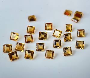 พลอยซิทรีนเจียระไนเหลี่ยมเพชรพลอยสีเหลืองมะนาวธรรมชาติขนาด10มม. - Product Image 3