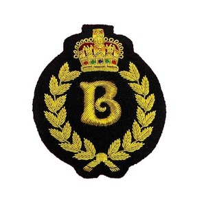 ตราสัญลักษณ์หมวกนายทหารปักด้วยด้ายทองคำขาวแบบทำมือ สำหรับงานผลิตภาพยนตร์  แบบเย็บติด  วัสดุ PVC  รับผลิตตามสั่ง  ขายส่ง OEM - Product Image 2