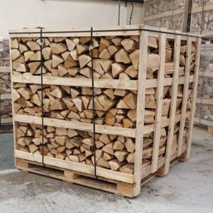 Precio al por mayor Leña en barra de roble de Polonia, madera dura picada, briquetas secas en horno, 10%-30% de humedad, 30-35cm de longitud, para calefacción - Product Image 1