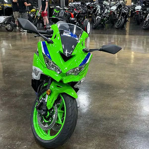 Motocicleta Deportiva Kawasaki Ninja ZX-4RR ABS 2024, Cilindrada de 1000-1500cc, Velocidad Máxima >80km/h, Motor de Combustión Interna de 4 Tiempos - Product Image 1