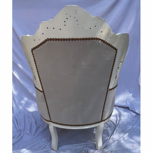 เก้าอี้บาร็อคแกะสลักด้วยมือสุดหรู สีขาวงาช้าง โครงชุบทอง หุ้มผ้าแบบกระดุม เก้าอี้ทรงบัลลังก์ - Product Image 2