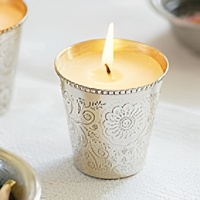 Moins de prix Unique Bougie Pot avec Couvercle Tea Light Votive Pour Mariage Événement Home Decor Fer Bougie Parfumée Pot