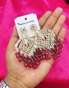 INDIAN TRADITIONAL and <b>FASHIONABLE</b> <b>EARRINGS</b> GOLD PLATED KUNDAN WITH PEARL <b>EARRINGS</b> and BOLLYWOOD <b>EARRINGS</b> for WOMENS & GIRLS - Product Image 4