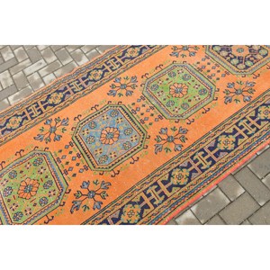 Tapis turc vintage 4,3x11,4 pieds, tapis à carreaux orange - Product Image 5