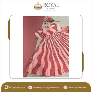 Robe Anarkali de mariage indienne de créateur, dupatta de 3 mètres de long, imprimé numérique en faux georgette, travail de ruban, élégante tenue de soirée pour femmes - Product Image 5