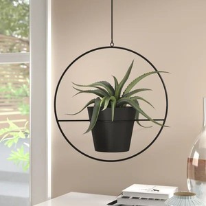 Jardinière en fer et en métal en forme de V de luxe moderne avec support rond en fil métallique noir mat pour balcon de jardin ou centre commercial - Product Image 1